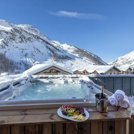 Mountain Chalet Retreat In 木屋 *