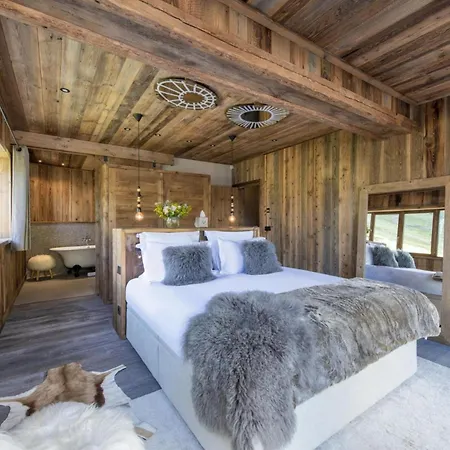 Mountain Chalet Retreat In Шале